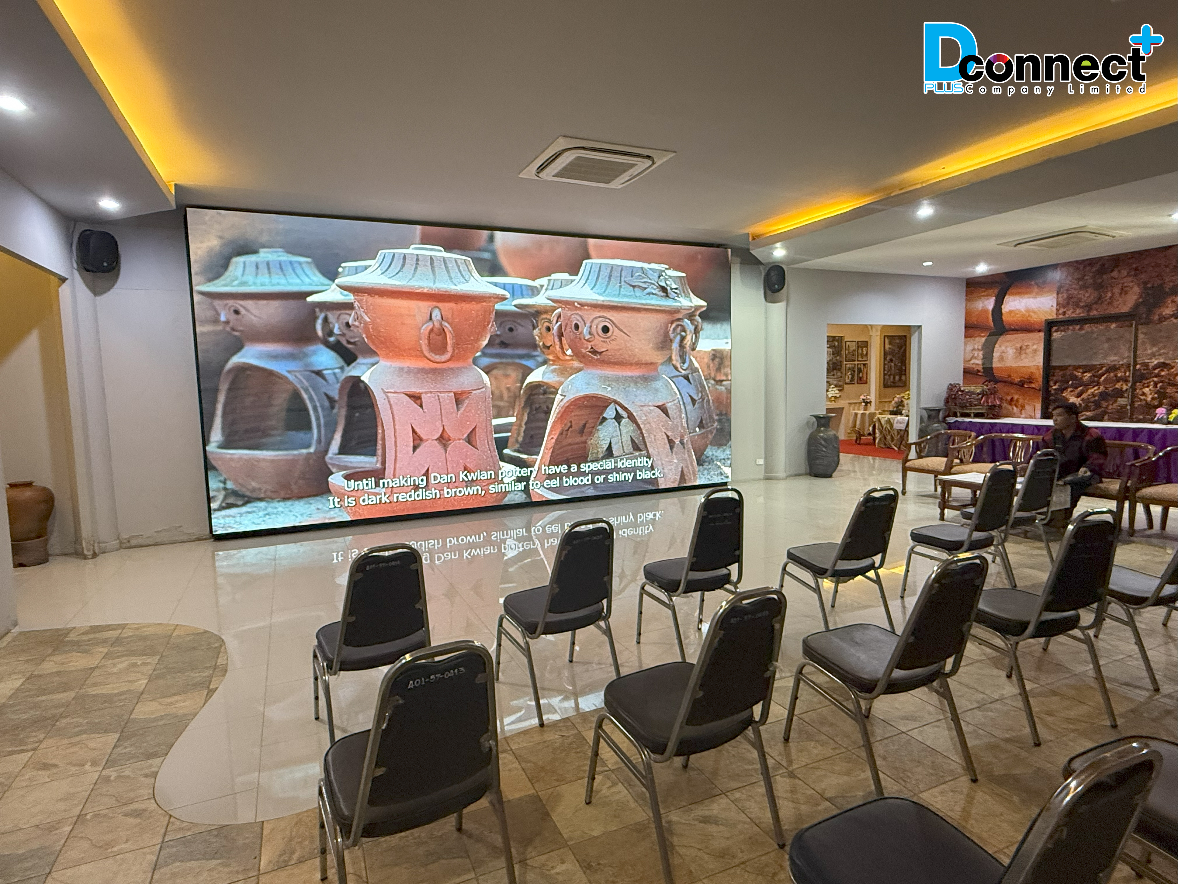 COP27 Debrief “Indoor 55inch Touch-Screen Vertical Kiosk